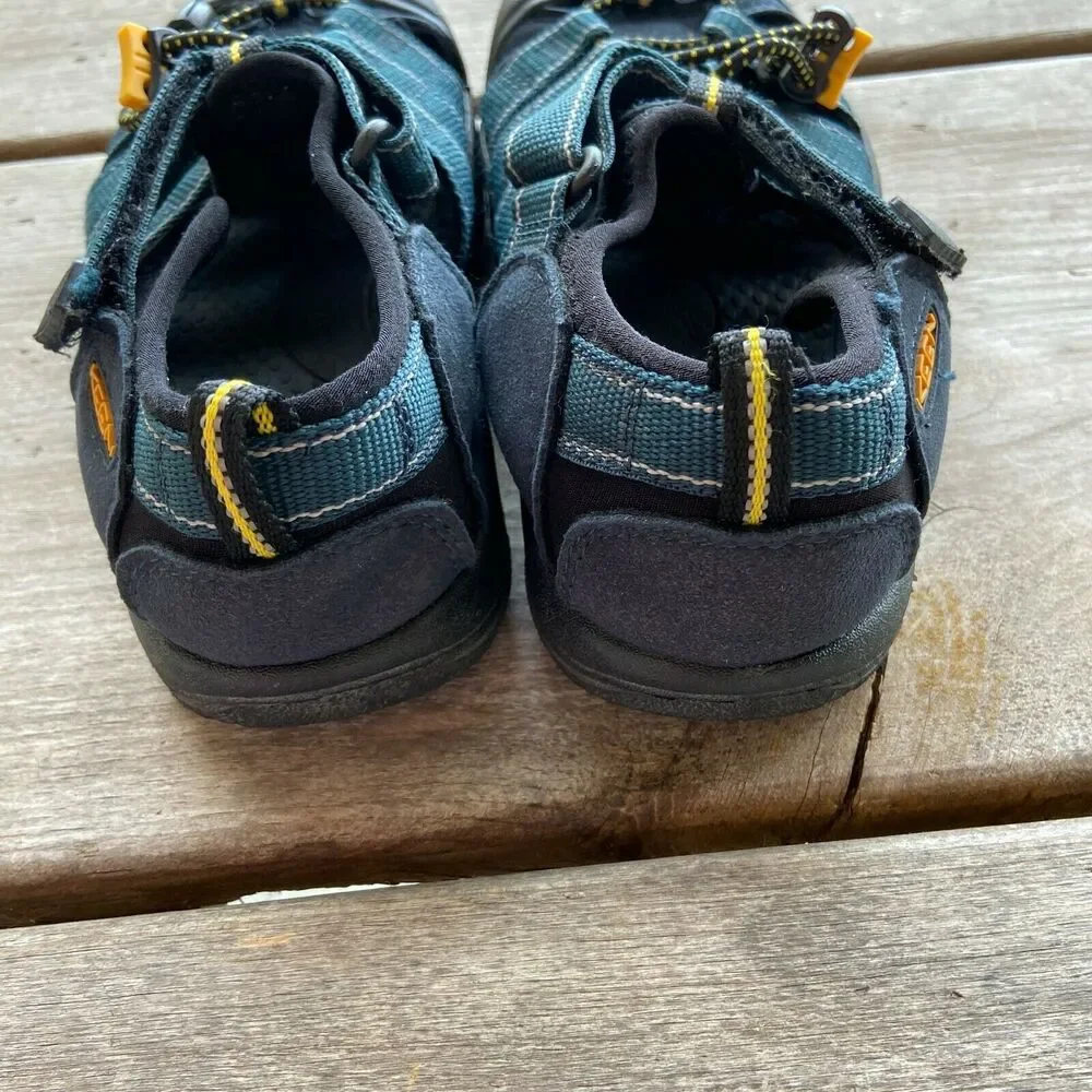 Keen Kids Newport H2‎ Sandals Size 3 Navy Blue Water Hiking Outdoor